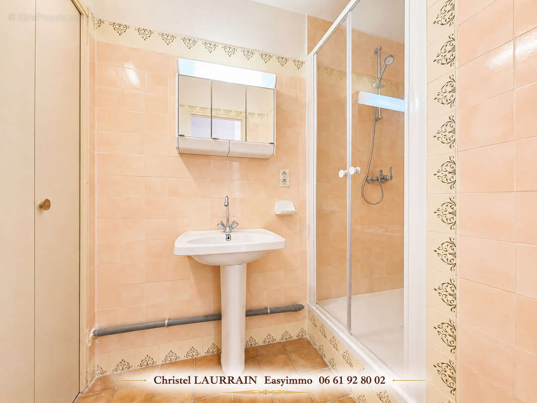 Appartement à SAINTE-CROIX-DU-VERDON