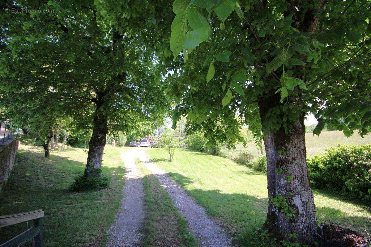 Maison à VILLEFRANCHE-DE-ROUERGUE