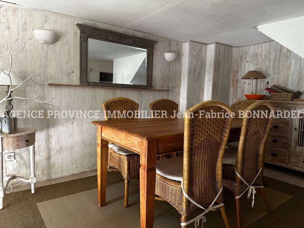 Maison à CHANTEMERLE-LES-GRIGNAN