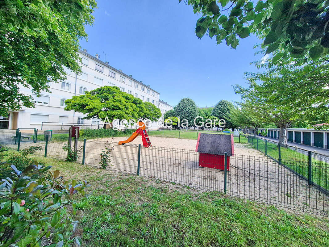 Appartement à HOUILLES