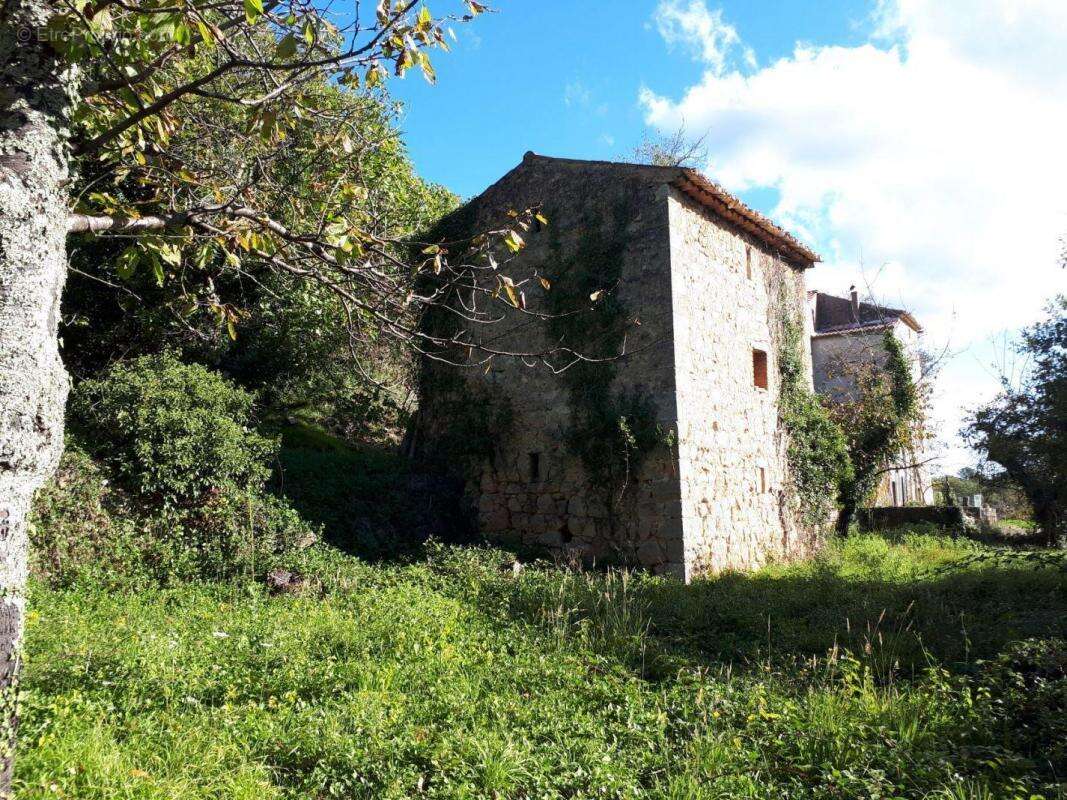 Maison à SAINT-PAUL-LE-JEUNE
