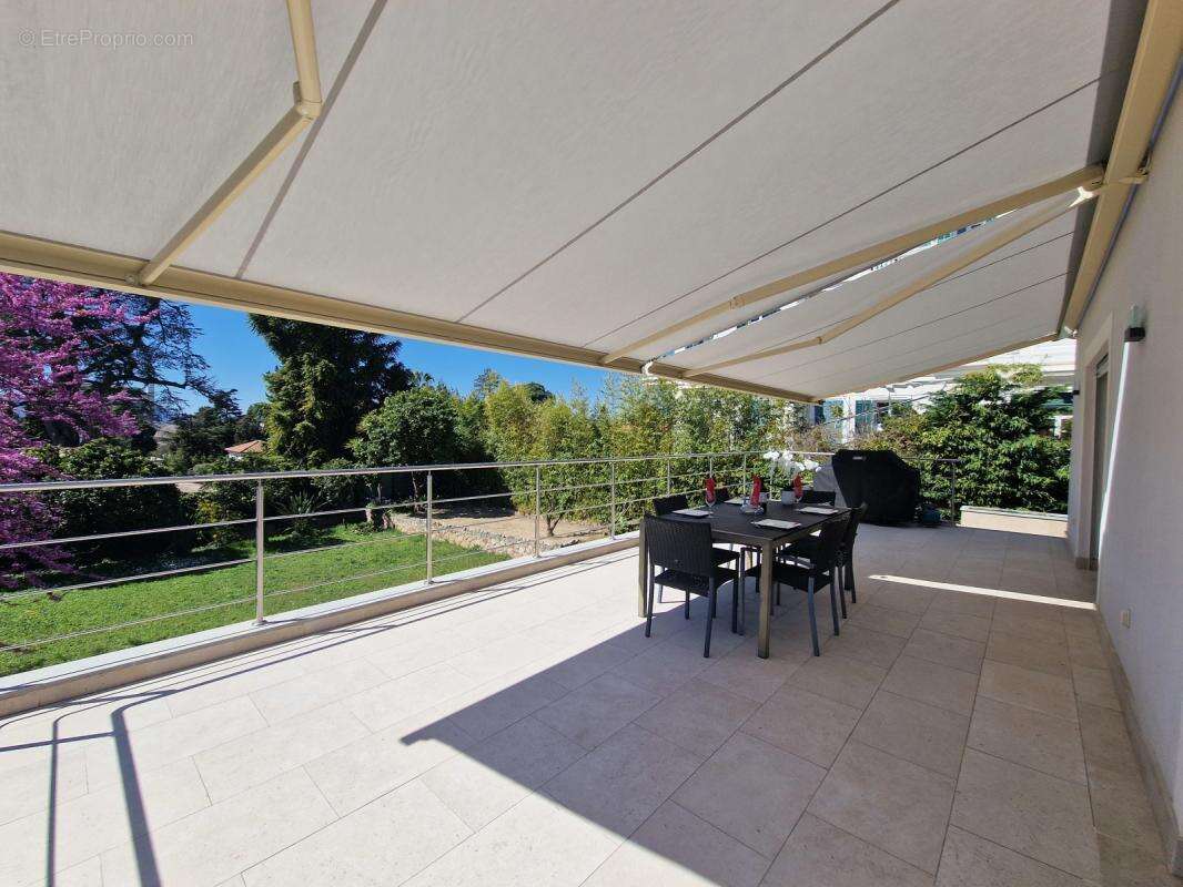 Maison à CANNES