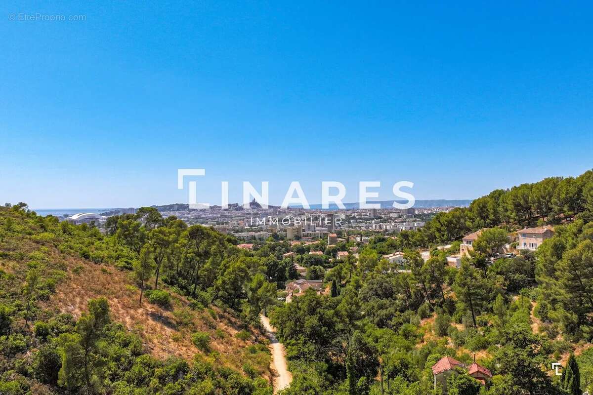 Maison à MARSEILLE-9E