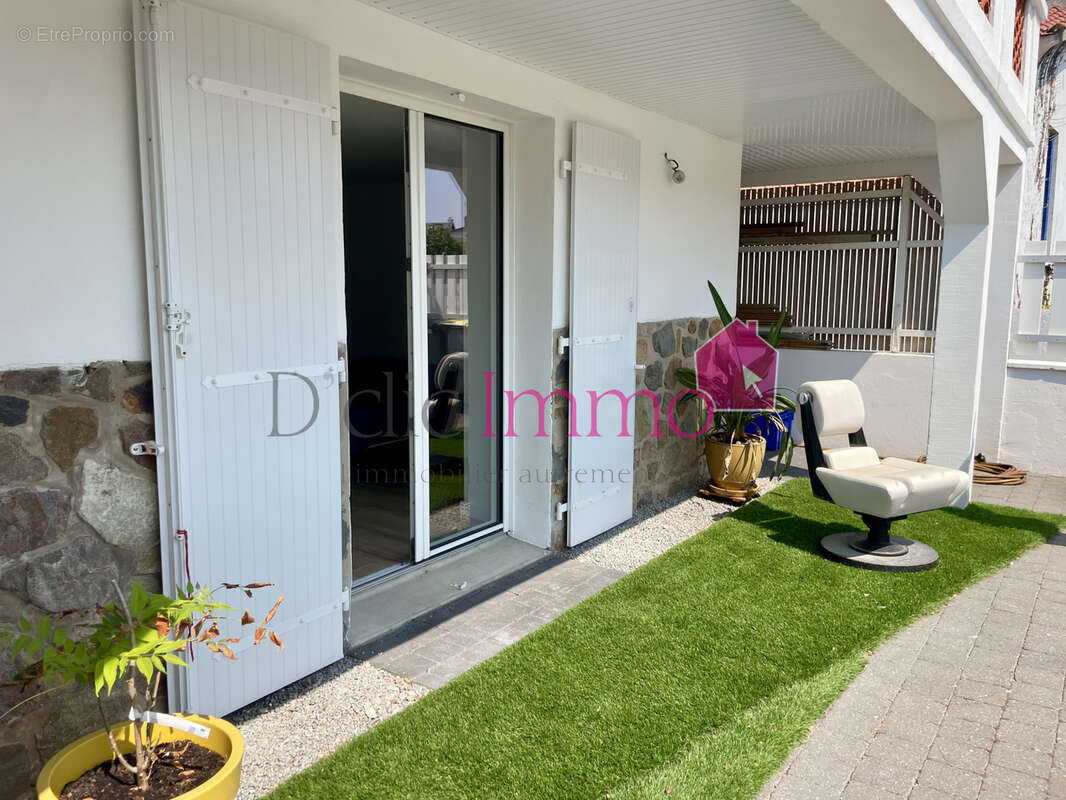 Appartement de caractère situé sur la corniche ! - photo 20