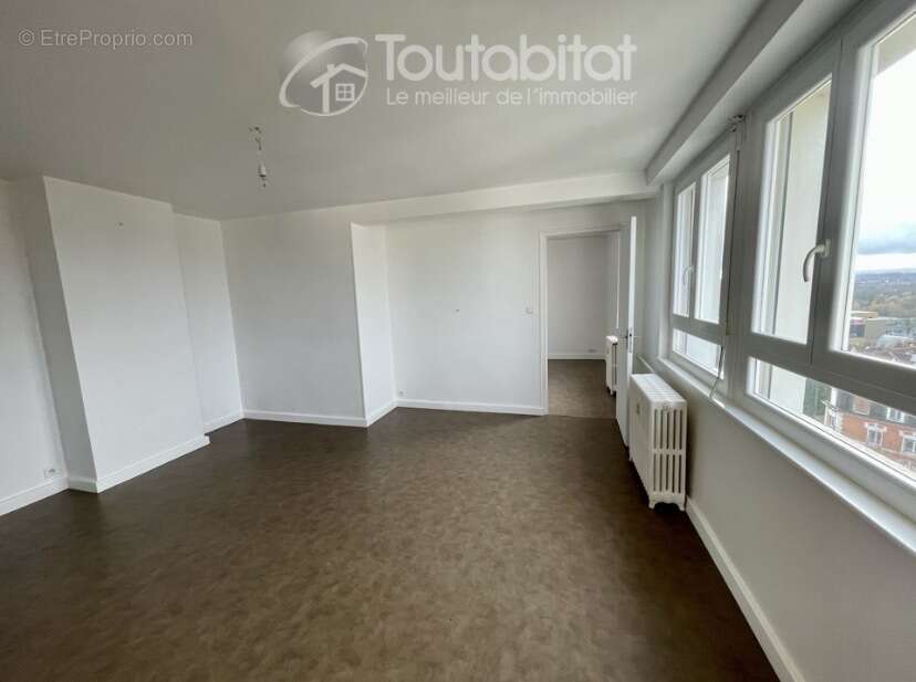 Appartement à CHARLEVILLE-MEZIERES