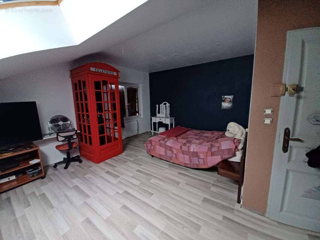 Maison à MALBOUHANS