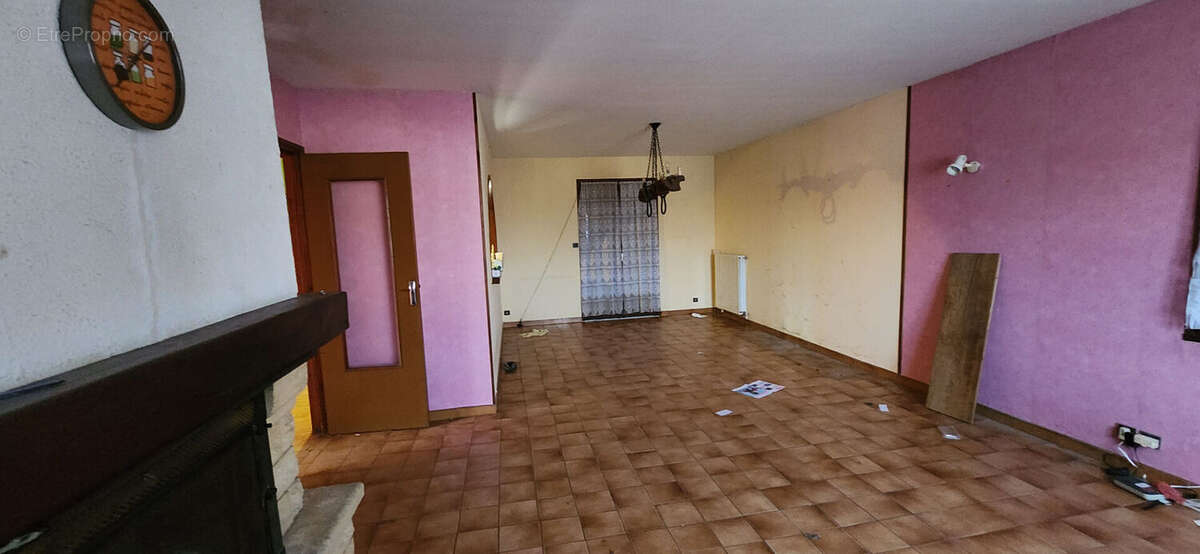 Maison à LA MOTTE-DE-GALAURE