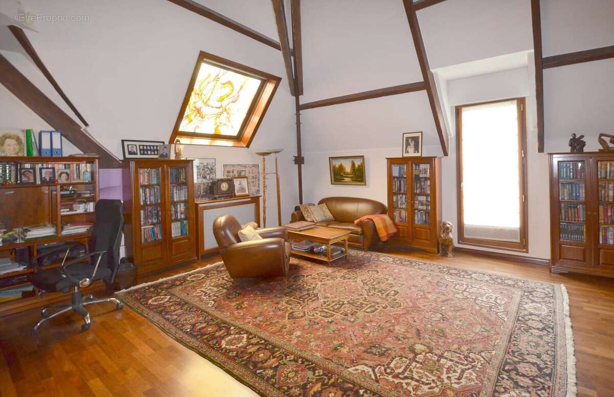 Maison à LOUVECIENNES