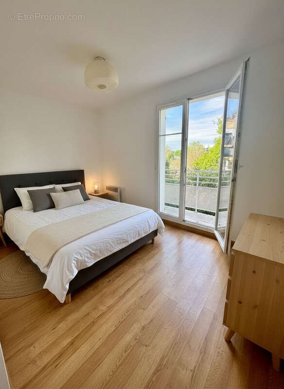 Appartement à CORBEIL-ESSONNES