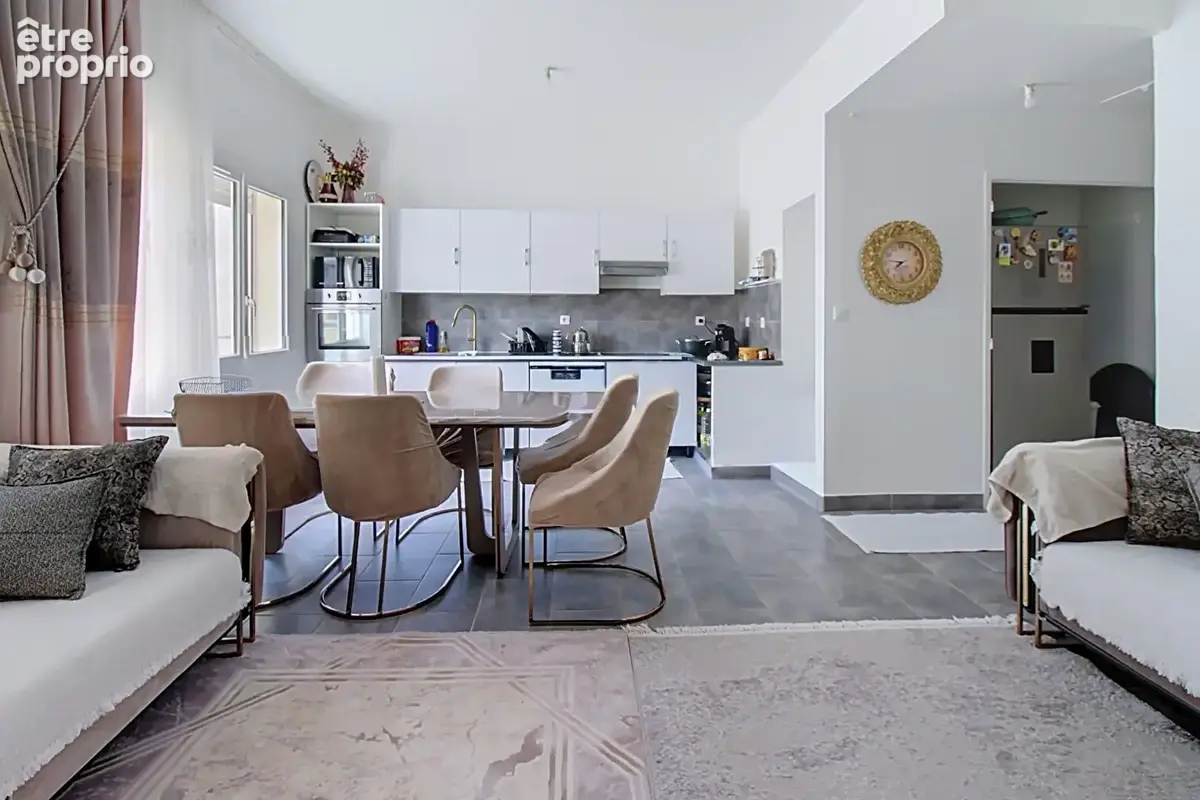 EXCLUSIVITÉ Appartement T4 de 82 m² vendu loué Calme, entrée indépendante et proximité des commerces - photo 9