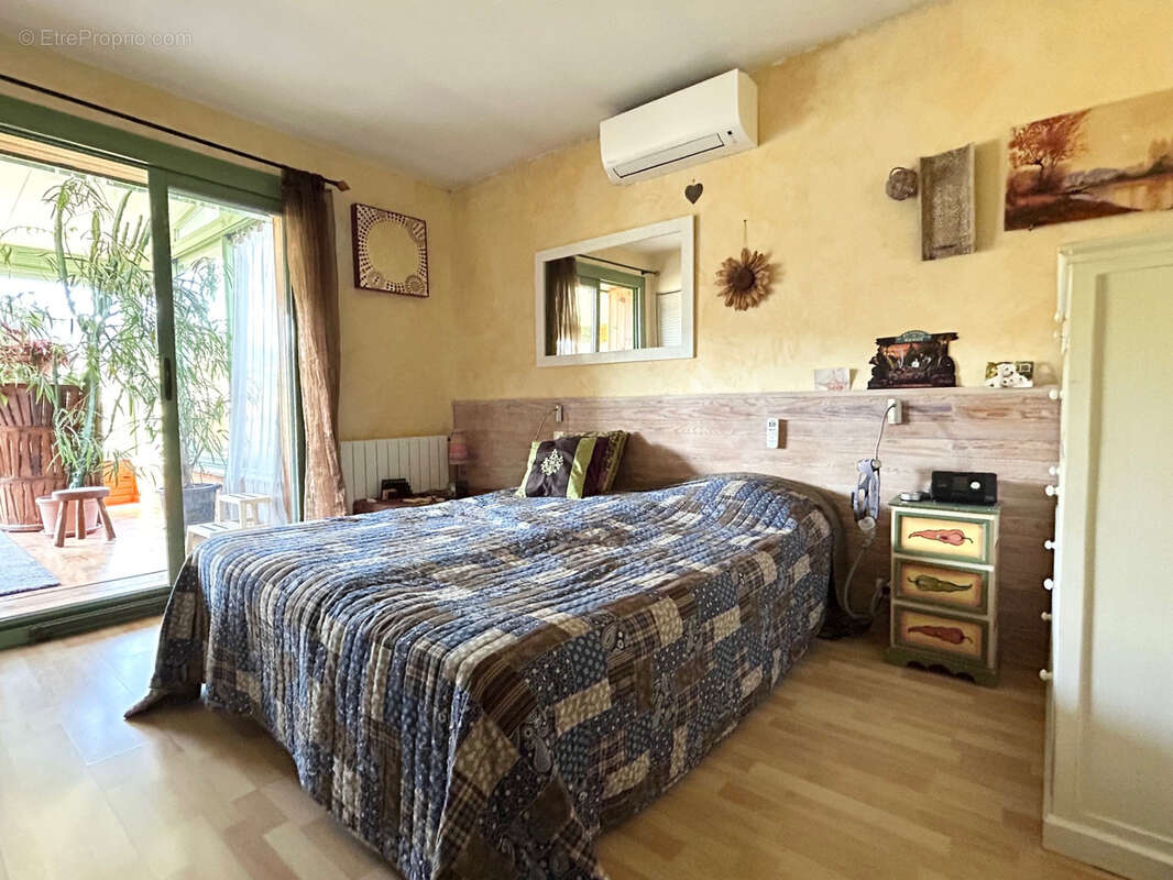 Maison à BAGNOLS-SUR-CEZE