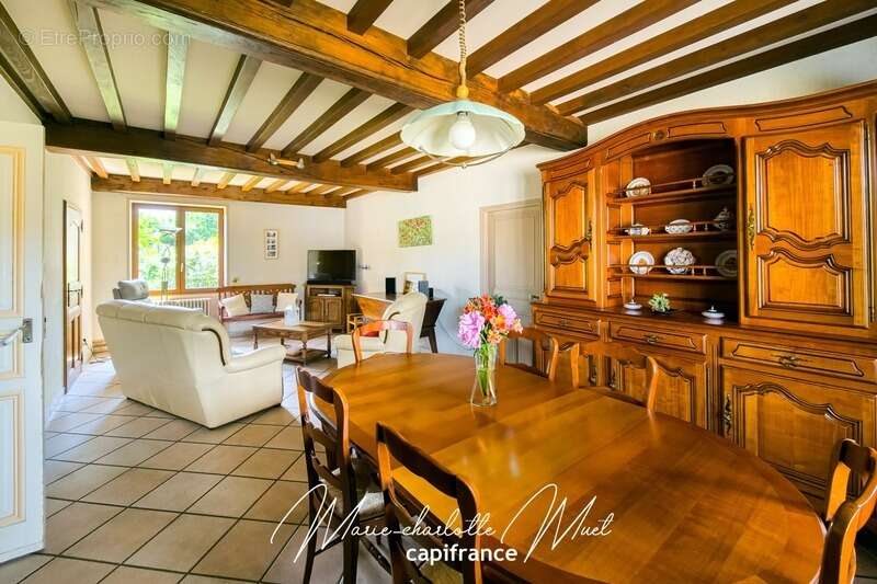 Maison à PONT-DE-VAUX