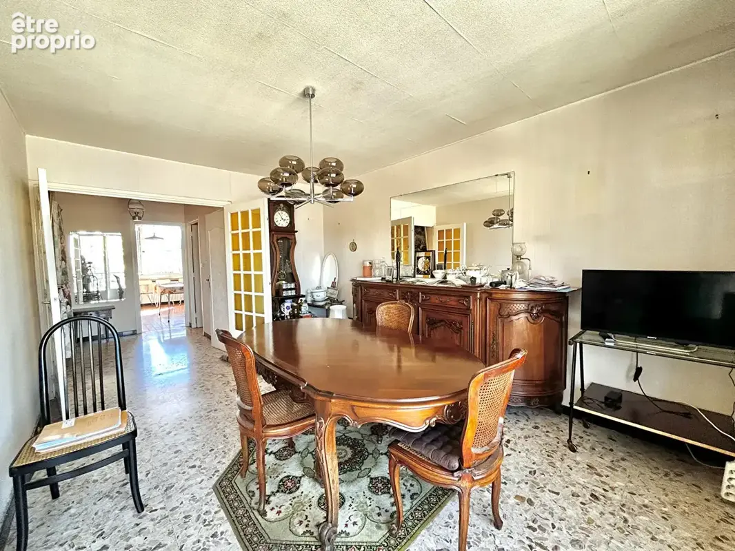 Appartement à SAINT-ETIENNE