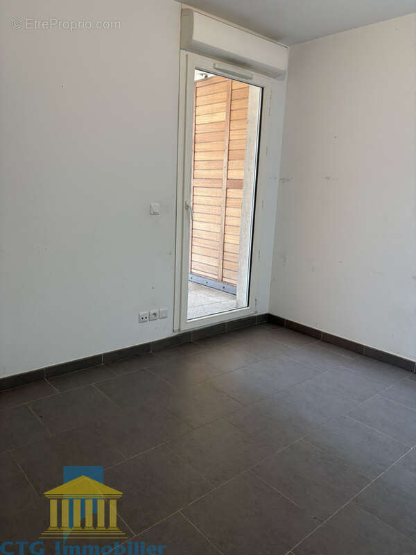Appartement à MARSEILLE-8E