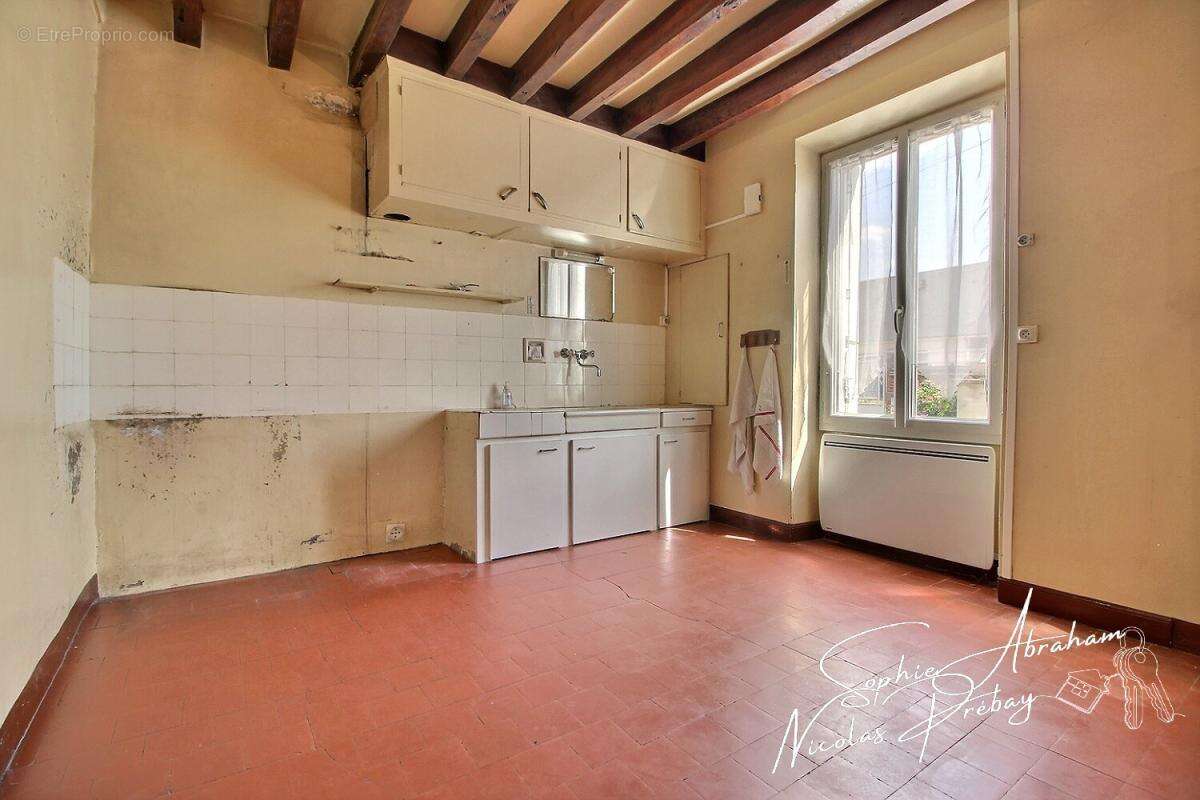 Maison en pierres, granges attenante et dépendances, terrain - photo 3