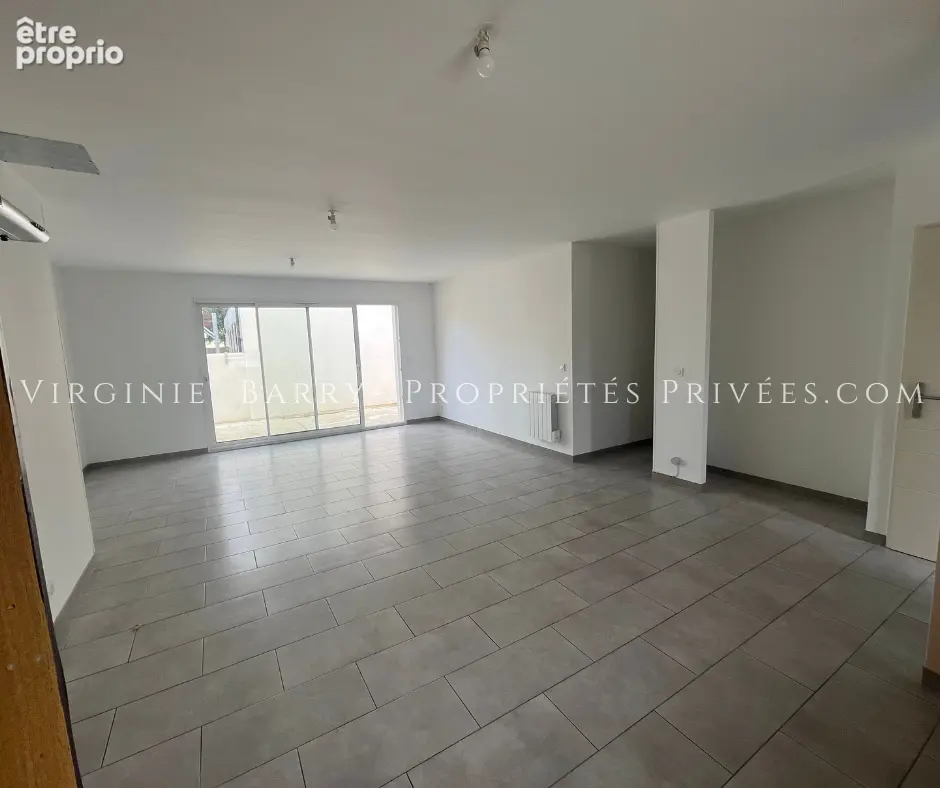 Maison t4 de plain pied avec garage - photo 2