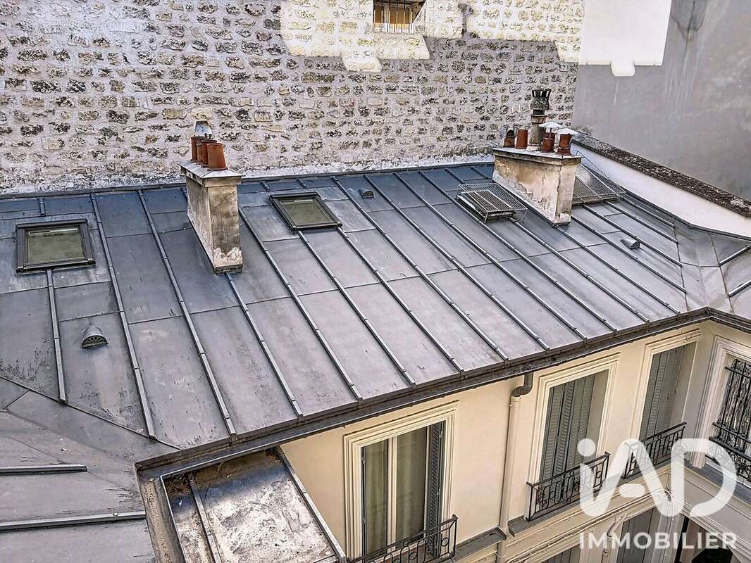 Appartement 16 m² à Paris-7e  - photo 5