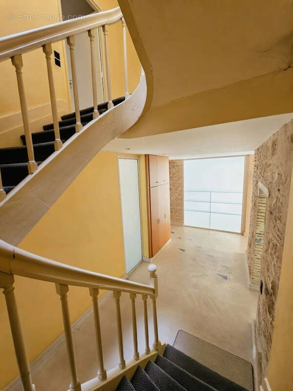 Demeure de caractère au cœur de la ville   450m2 -10 chambres- piscine sur parc de 8000m2 Coliving-Coworking- - photo 15