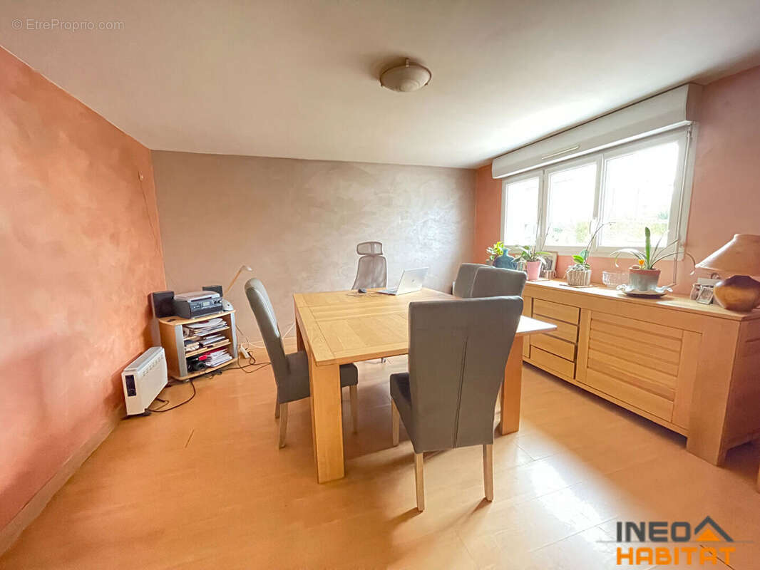 Maison à LA MEZIERE