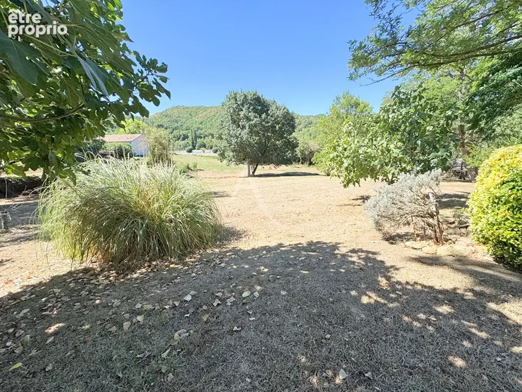 SONNAC SUR L'HERS:  Maison familiale  -  5 pièces  Terrain de 1382 + Hangar de 63 m² - photo 22