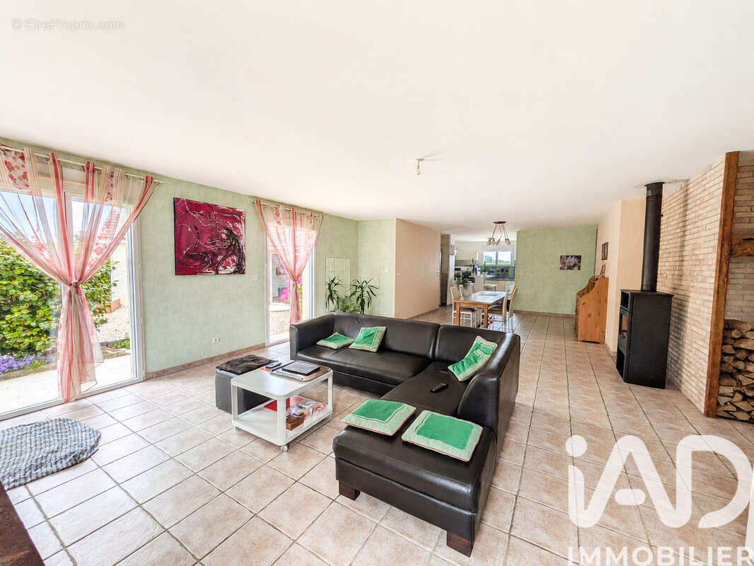 Maison 123 m² à Pretot-Vicquemare  - photo 5