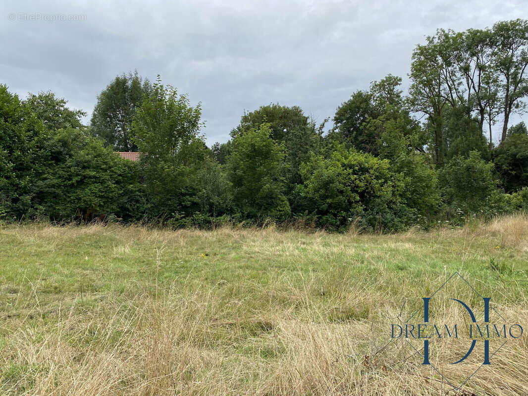 Maison à AMENUCOURT