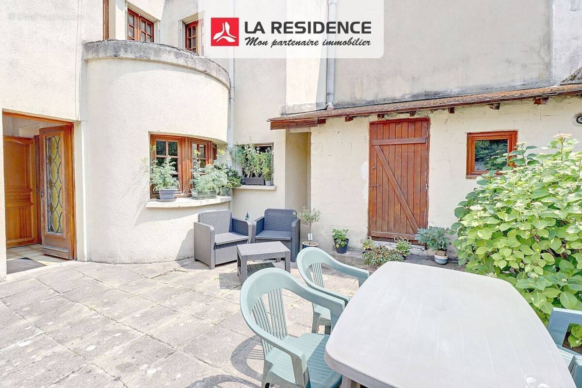 Maison à LE CHESNAY