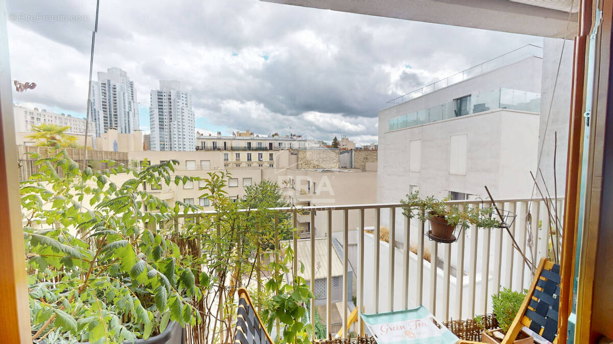 Appartement à PARIS-19E