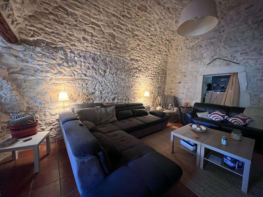 Maison avec piscine entre Barjac et Saint-Ambroix - photo 8
