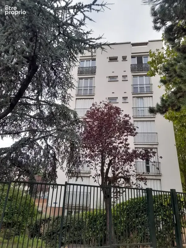 Appartement à IVRY-SUR-SEINE