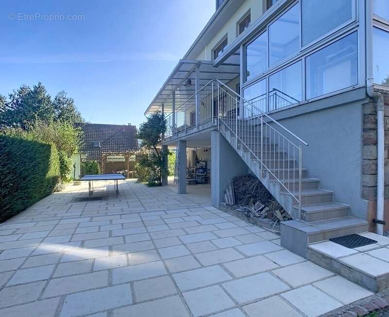 Propriété de caractère de 340 m² sur un terrain arboré de 35,5 ares avec piscine couverte MASEVAUX NIEDERBRUCK - photo 5