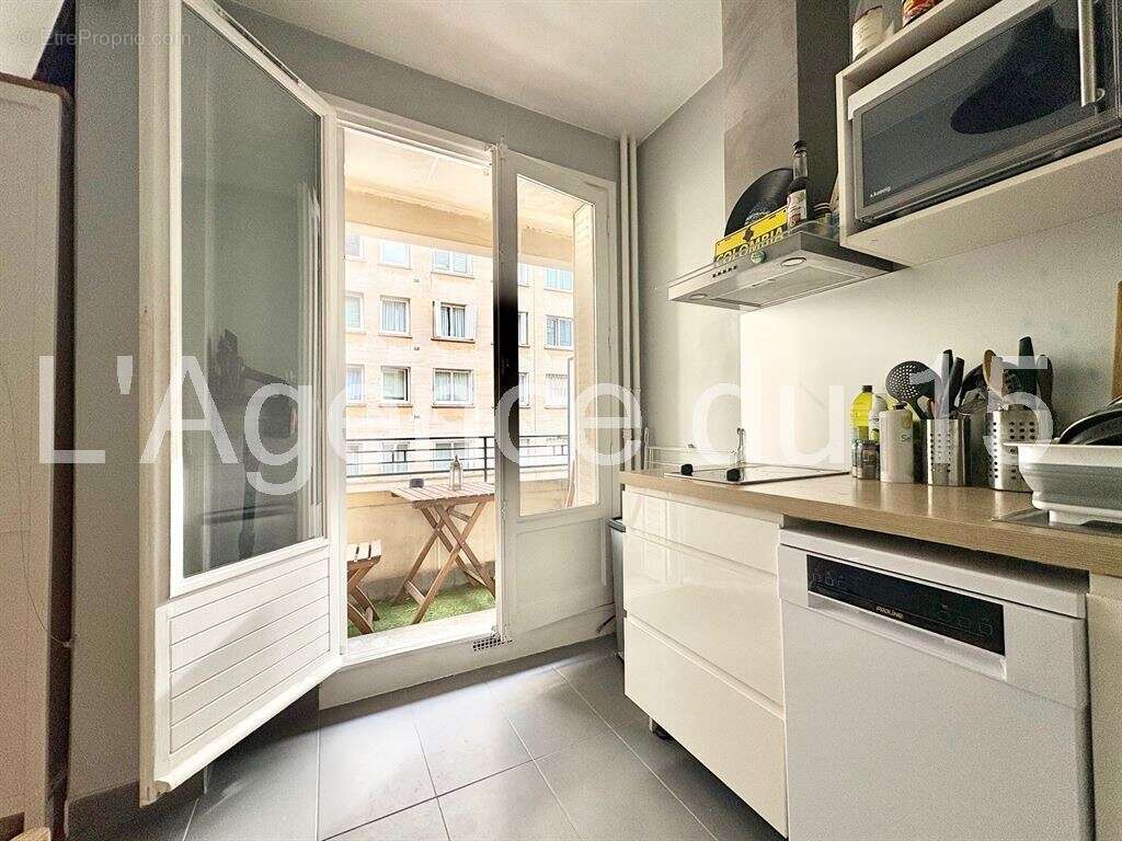 Appartement à PARIS-15E