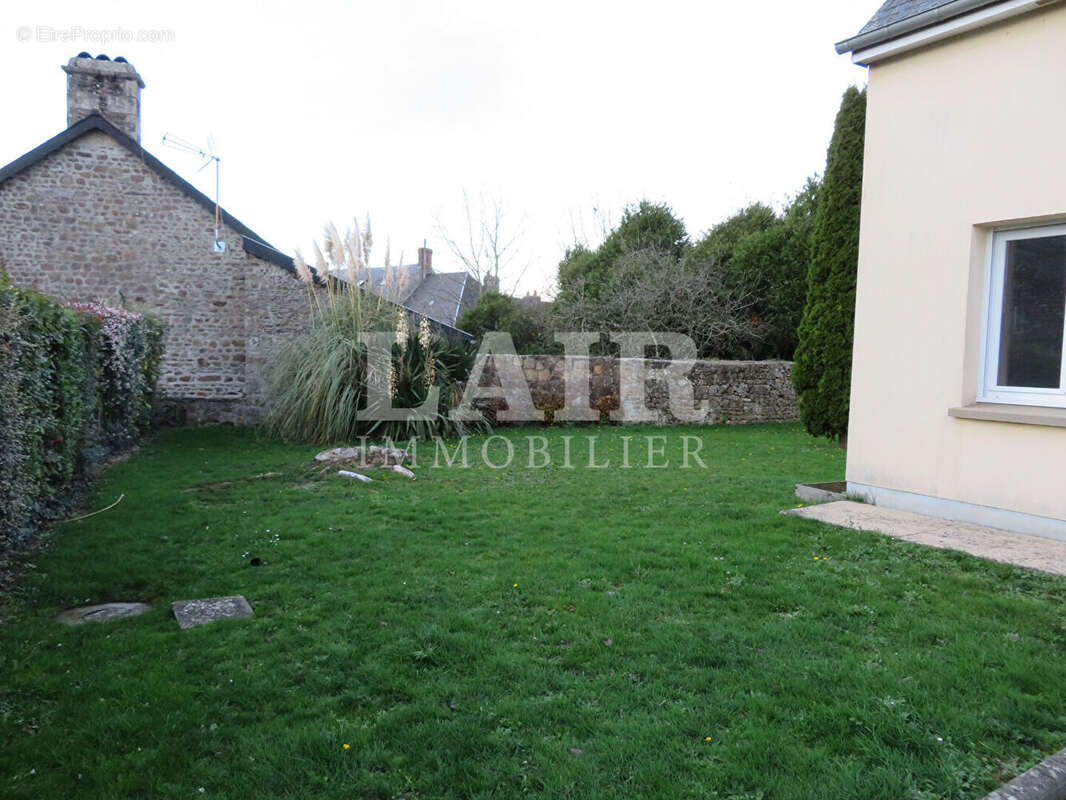 Maison à PRE-EN-PAIL