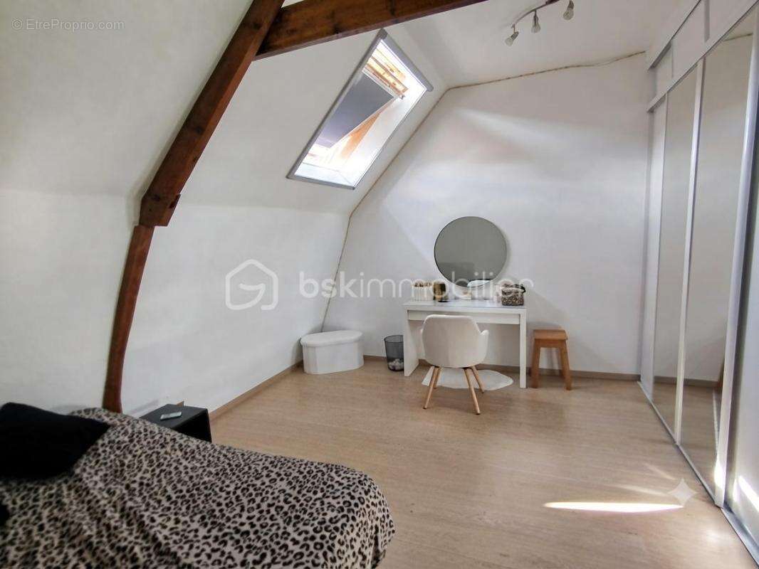 Grande maison individuelle de 237 m² – 5 chambres – 2 salles de bains - Pévèle - photo 8