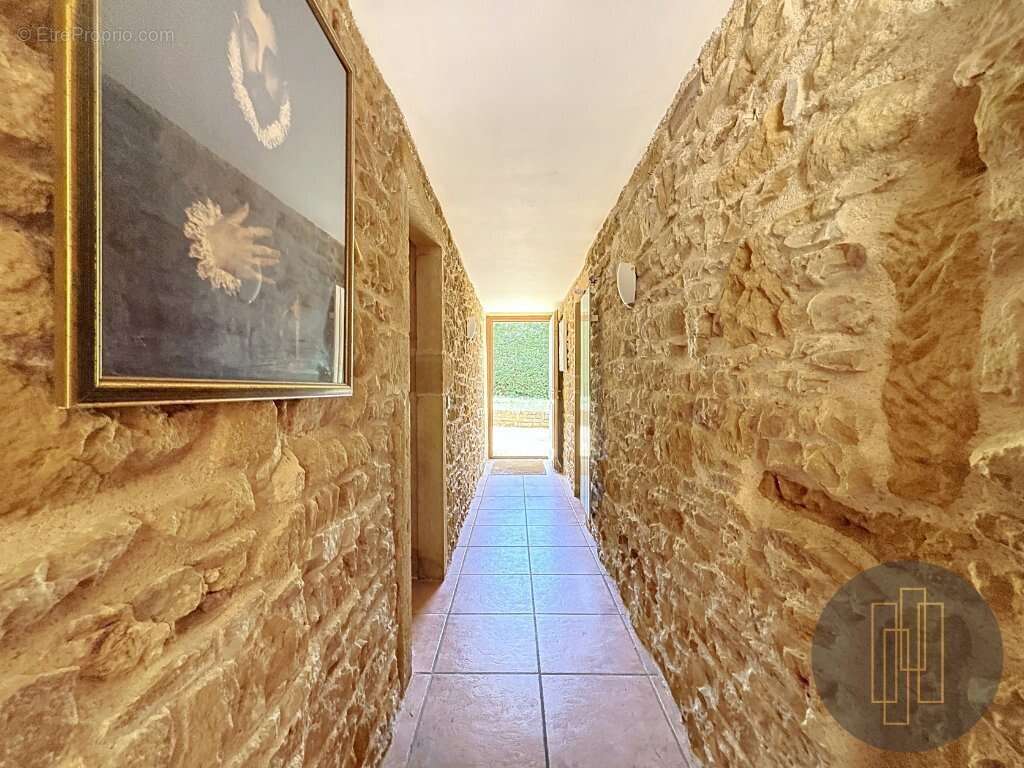 Maison à SAINT-GERMAIN-SUR-L&#039;ARBRESLE