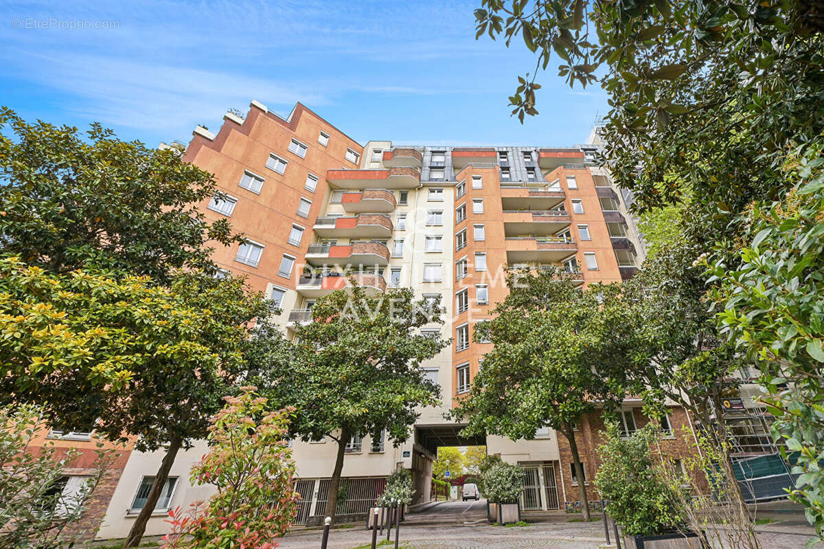 Appartement à PARIS-10E