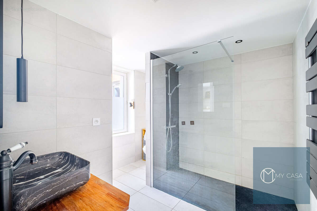 Appartement à LYON-1E