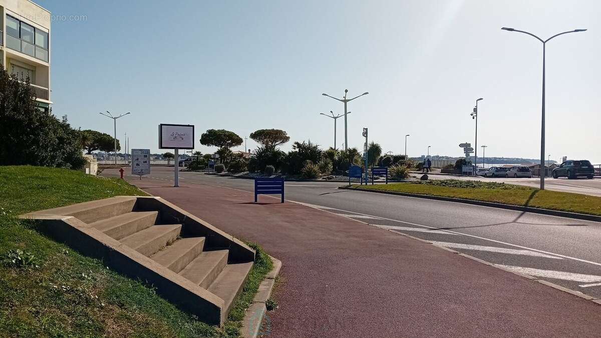 Royan Situation exeptionnelle double vue mer pour cet appartement 2 chambres - photo 16