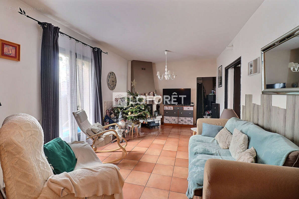 Maison à VITRY-SUR-SEINE