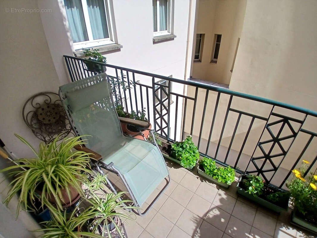 Appartement à PARIS-12E