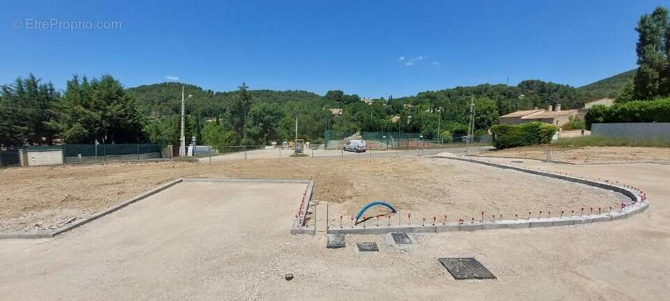Terrain 407 m² à Auriol  - photo 4