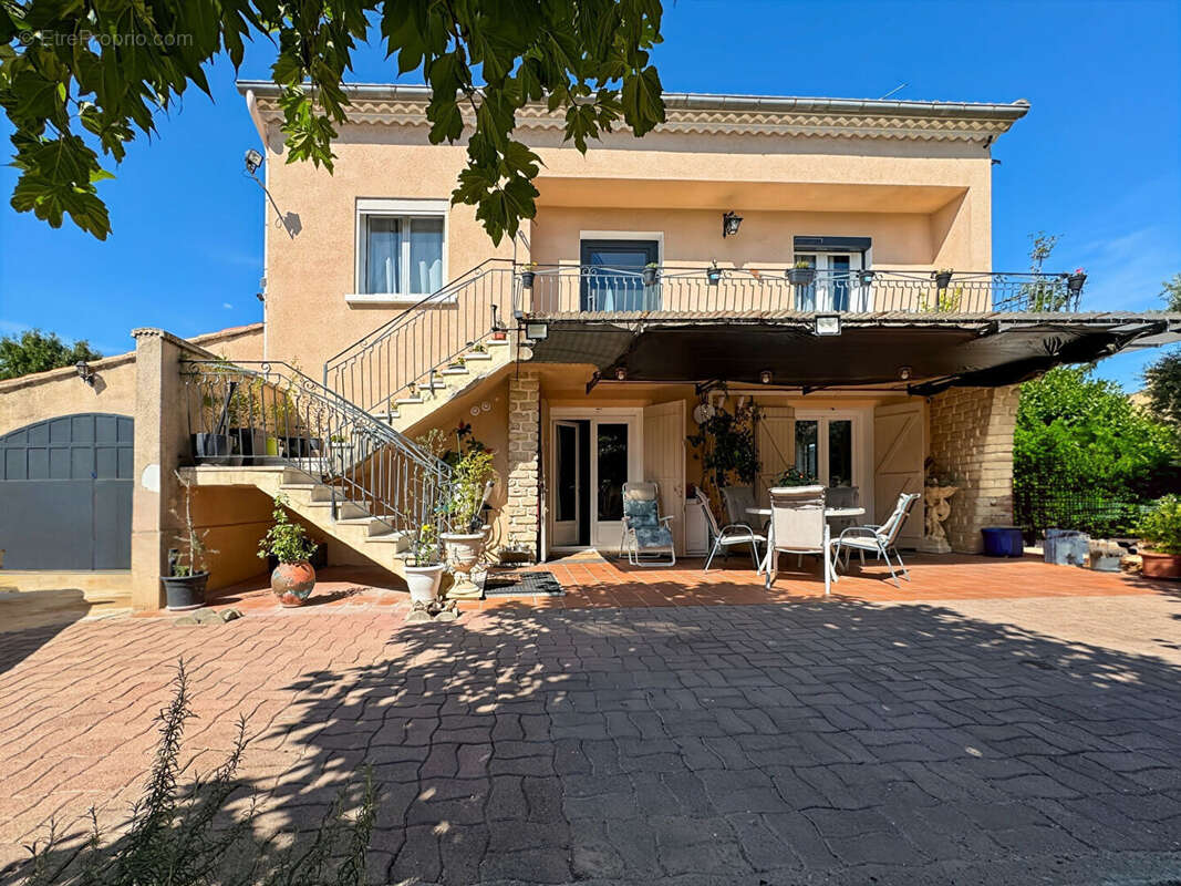 Maison à BEDARRIDES