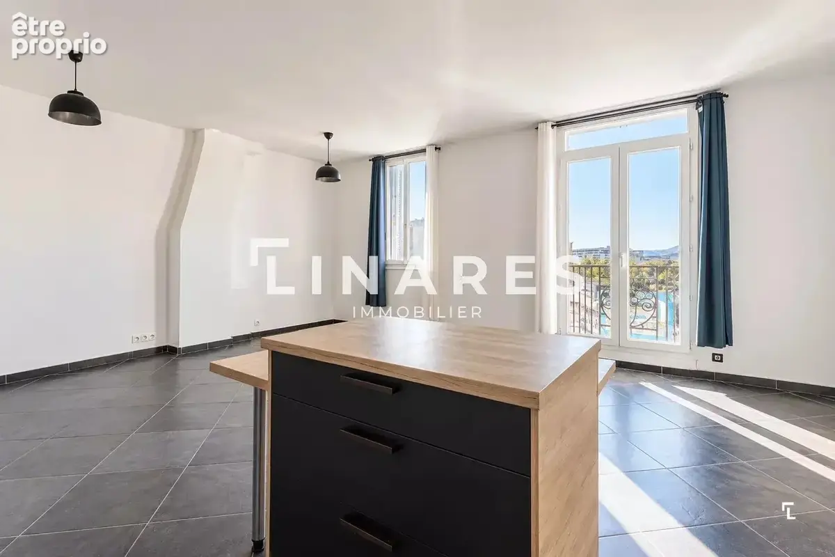 MENSIA - Duplex T3 de 55m² - Dernier étage - 13010 - photo 3