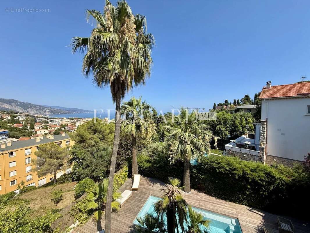 Superbe villa contemporaine avec piscine, une oasis de lumière au cœur de Roquebrune Cap Martin - photo 14