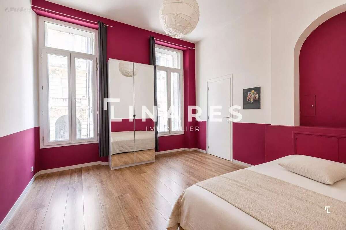 FAMILY AFFAIR - Appartement T5 de 164m2 + Mezzanine - Box - 13008 Périer - photo 11