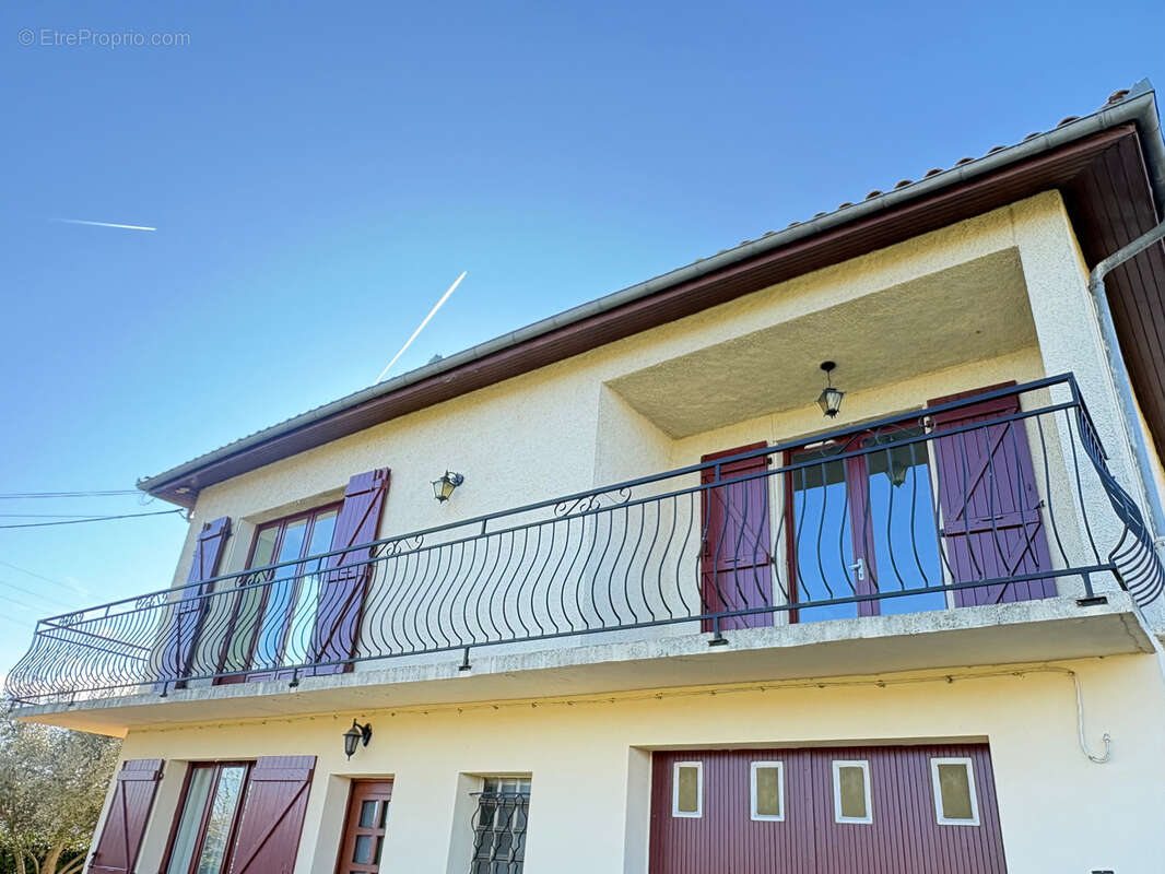 Maison à FROUZINS