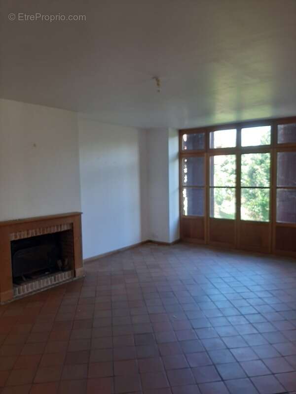 Maison à vendre 11 pièces SAINT PRIEST LIGOURE (87) - photo 8