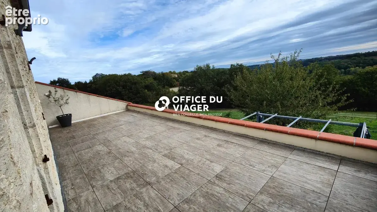 Maison - 4 pièces - 160 m² - photo 5