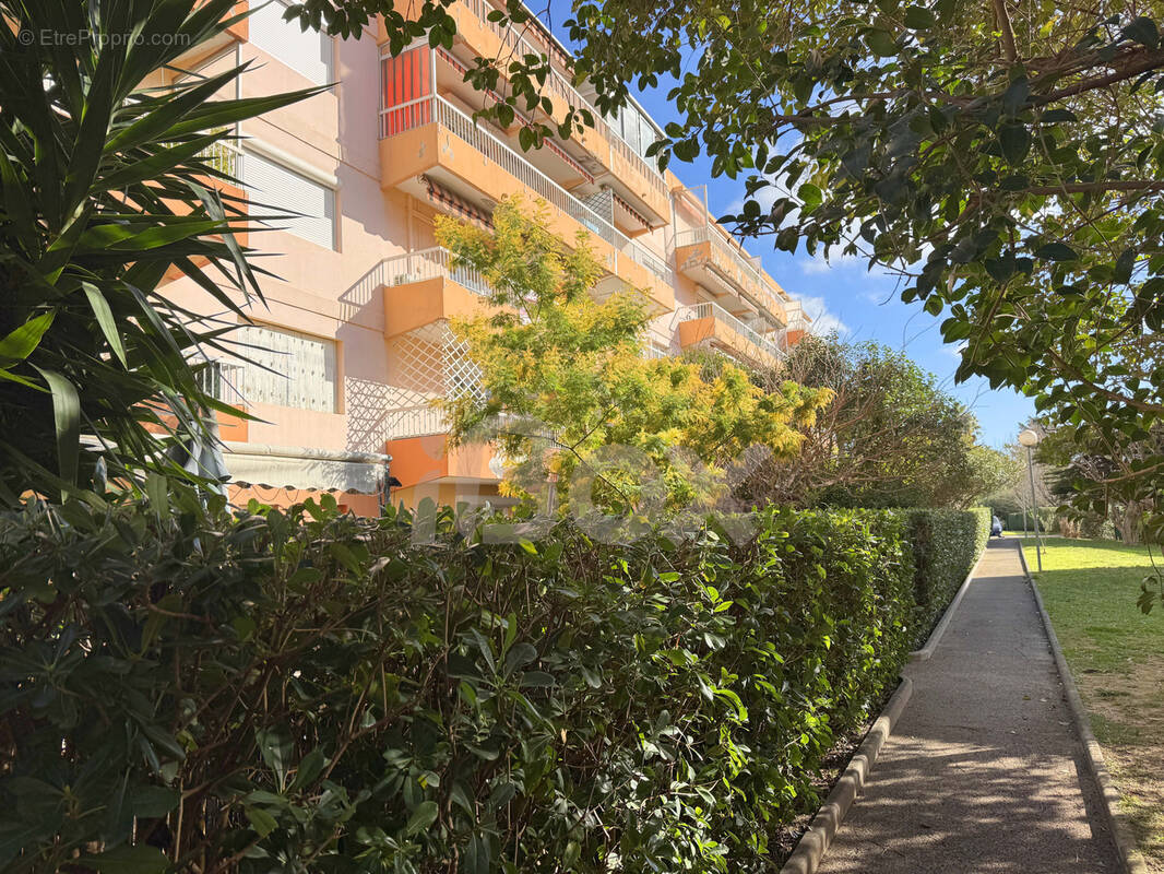 Appartement à HYERES