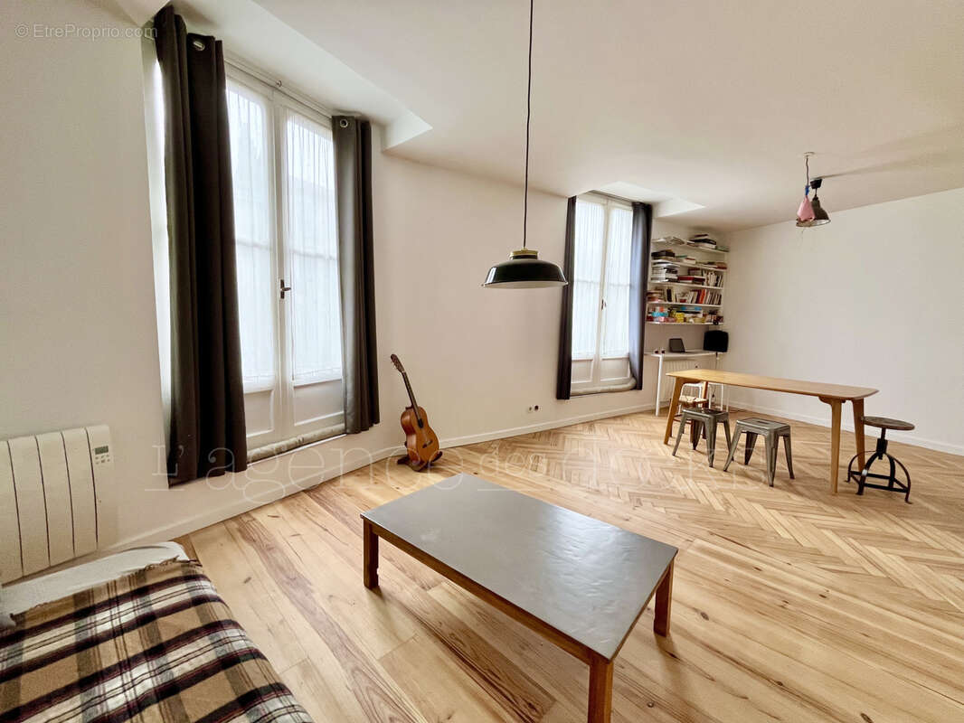 Appartement à BORDEAUX